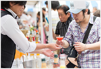 現地でカンパイ これぞ飲むべき 全国 美酒の旅 宇都宮カクテルカーニバル グルメ トレたび