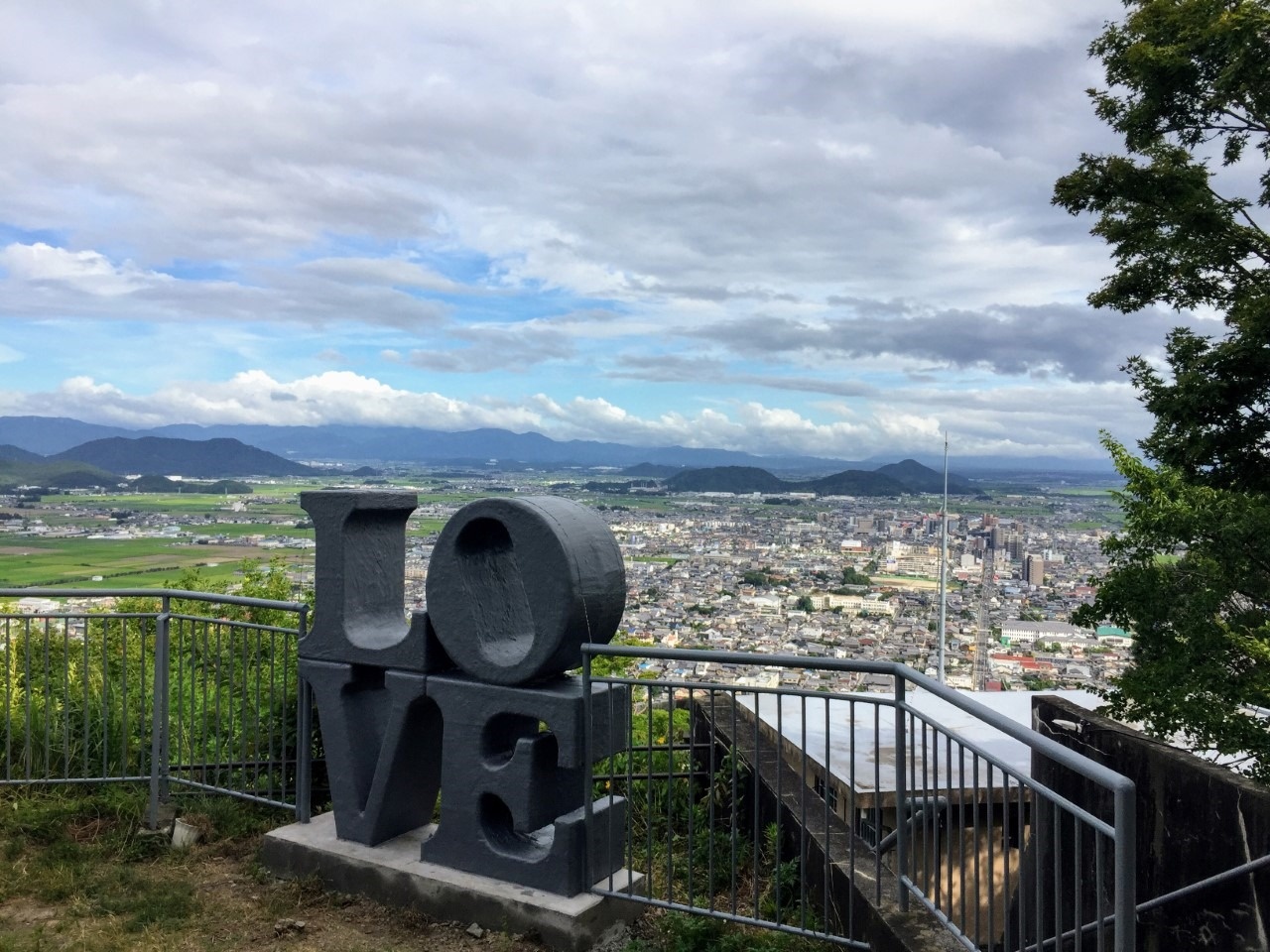 八幡山恋人の聖地