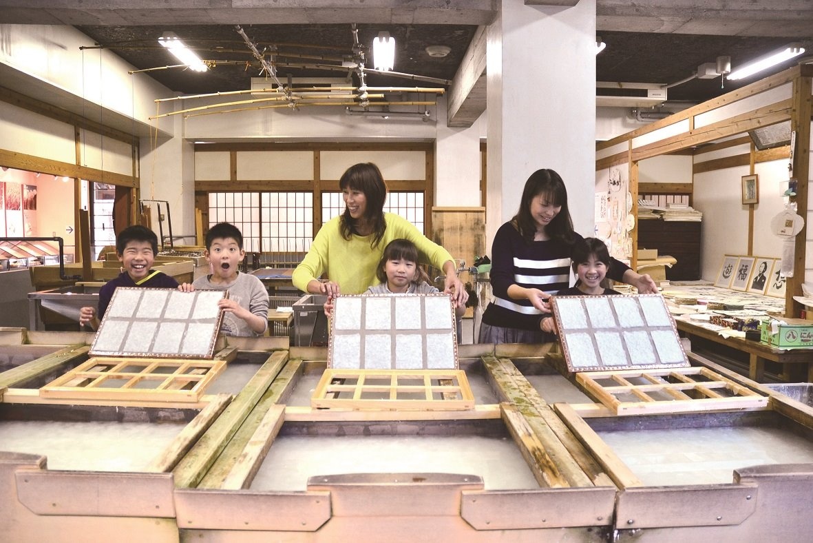 いの町紙の博物館紙漉き体験