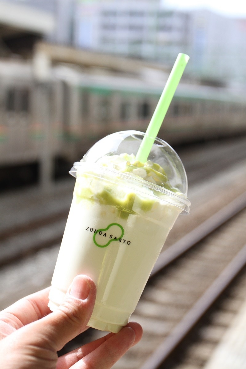 仙台駅夏のスイーツずんだシェイク