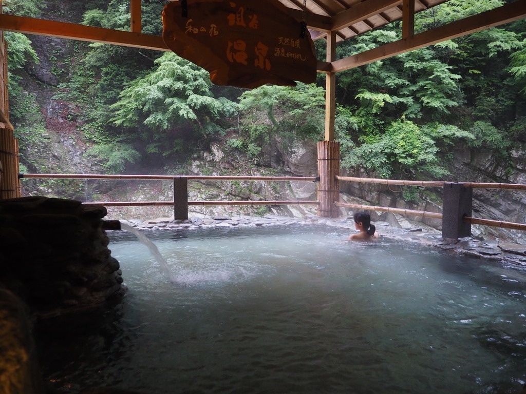 ホテル祖谷温泉のせせらぎの湯