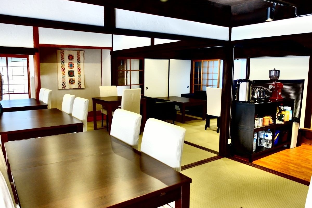 cafe明治屋　内観