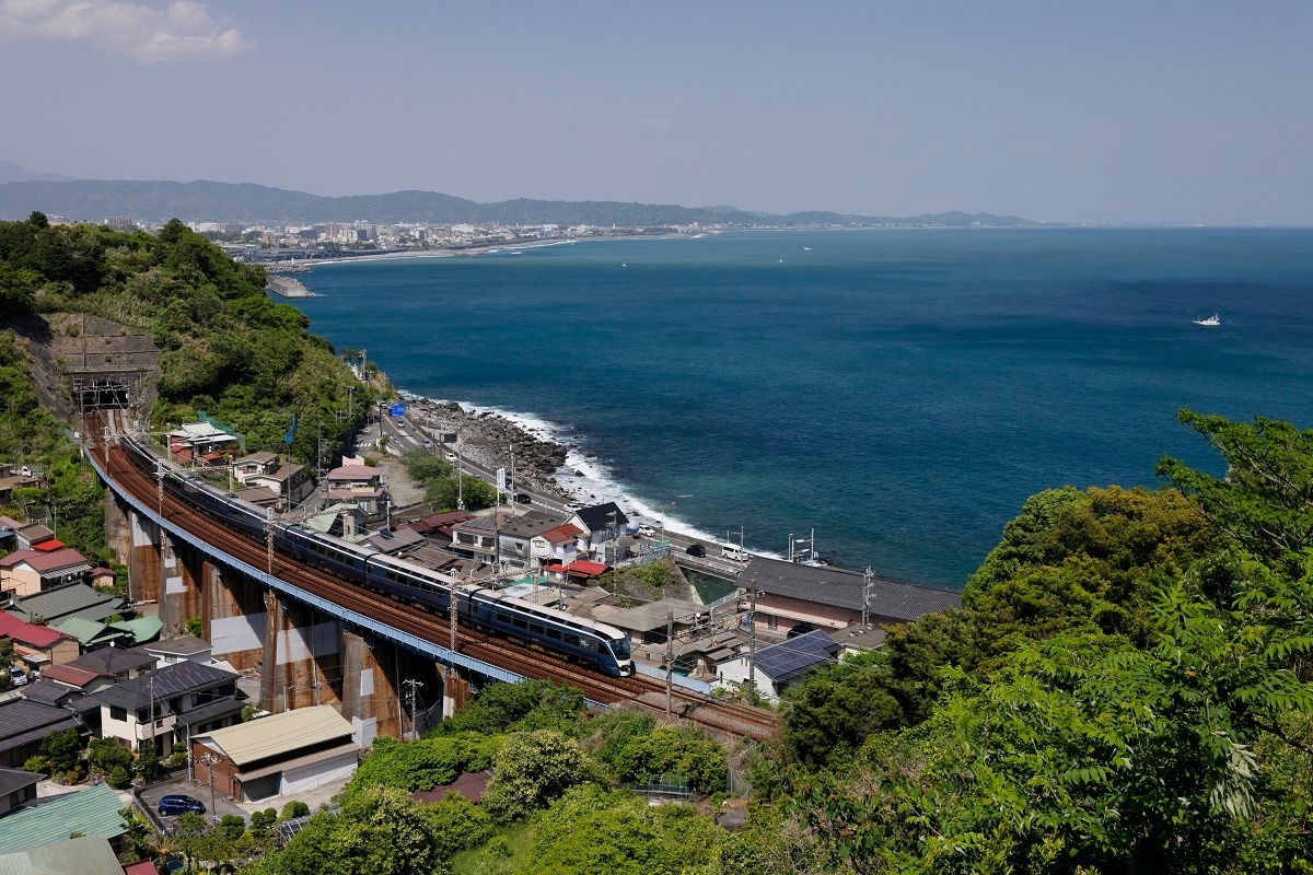 サフィール踊り子,早川駅,根府川駅,太平洋