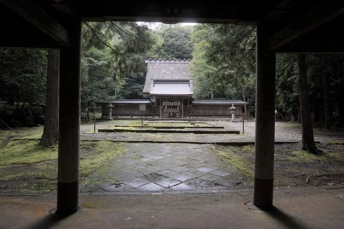 若狭彦神社