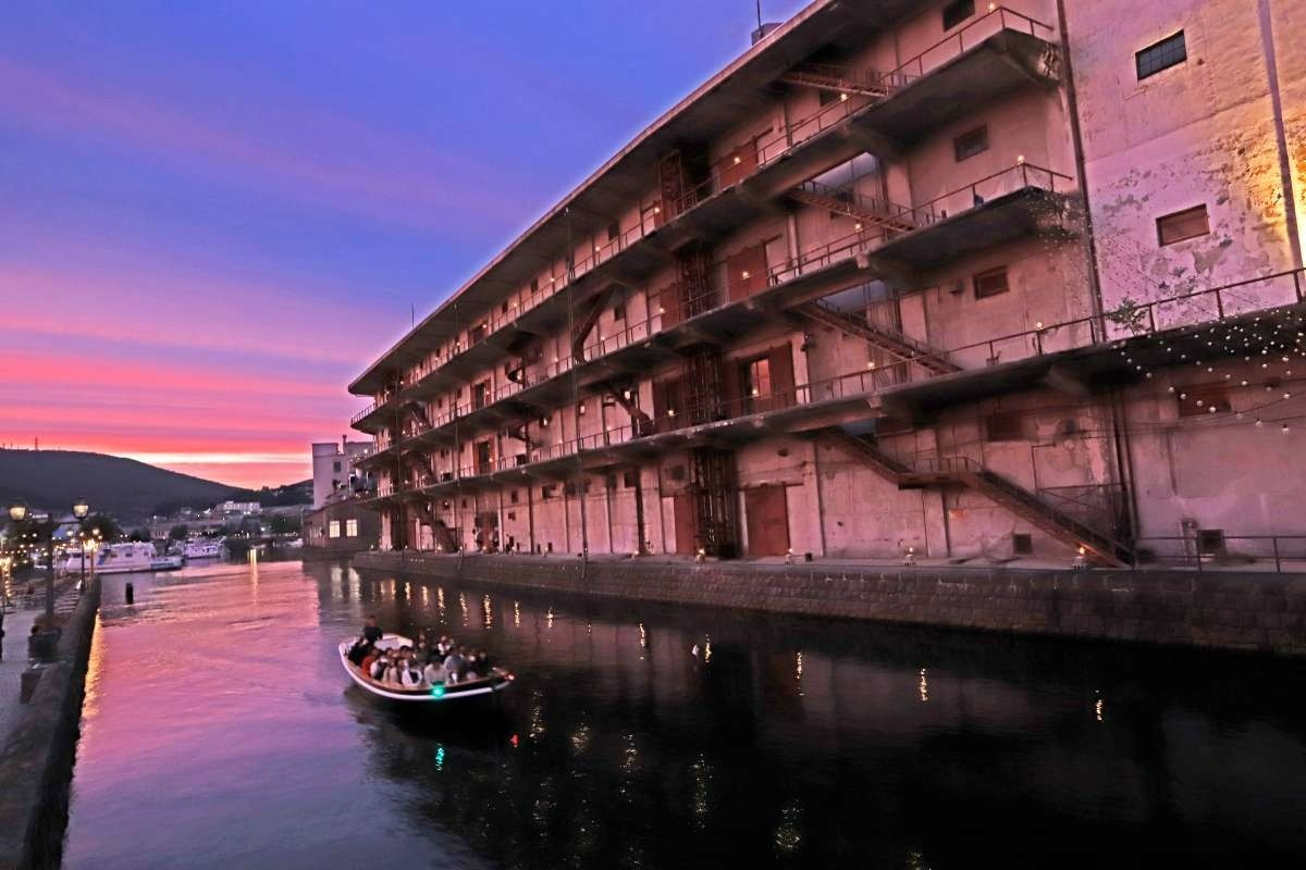 日暮れには美しい夕焼けを見られるかも