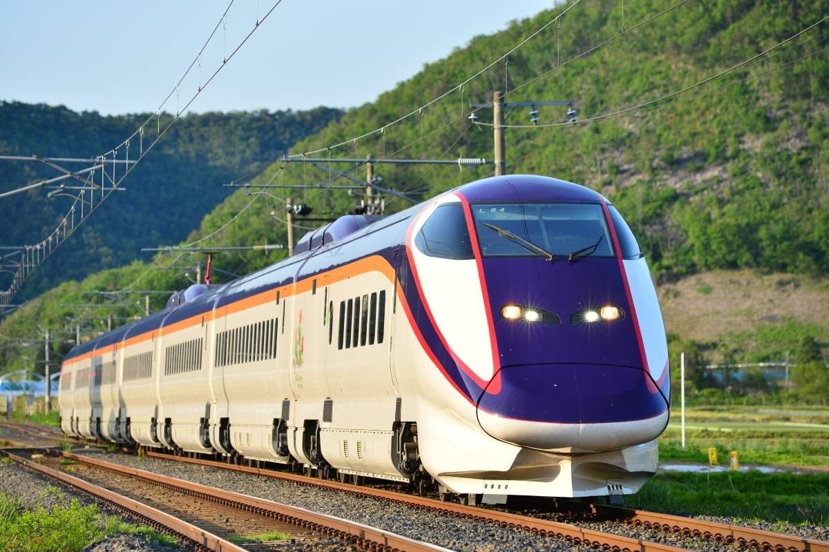 山形新幹線「つばさ」