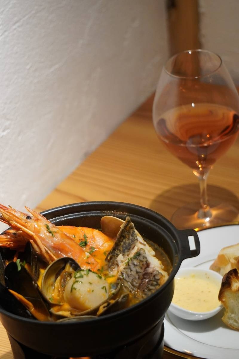 ブイヤベースはディナーの冬季限定2300円