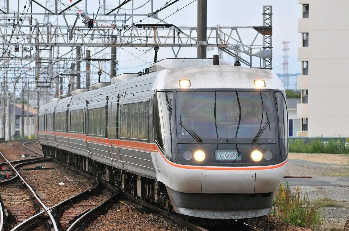 特急「しなの」