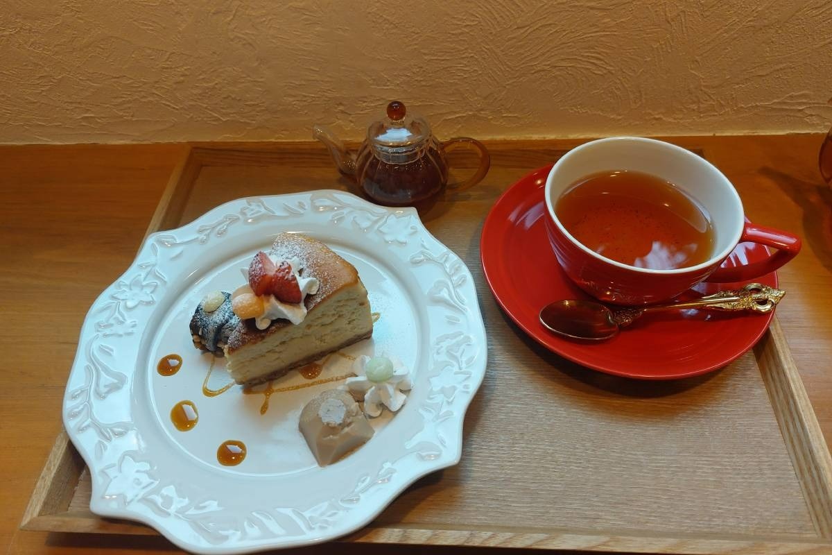 80種類以上もの紅茶が楽しめる