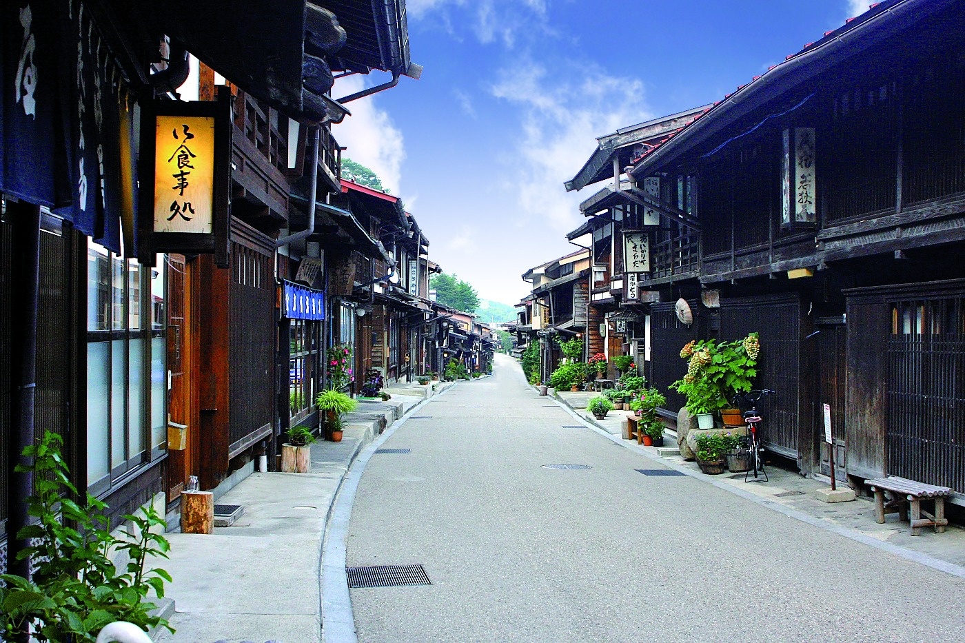 江戸時代の旅人気分が味わえる奈良井宿