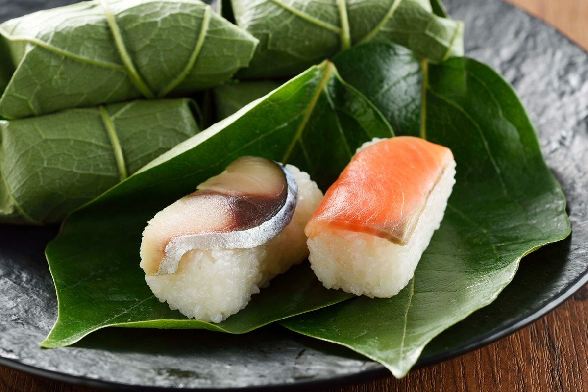 山里で「ハレの日」のご馳走だった柿の葉すし