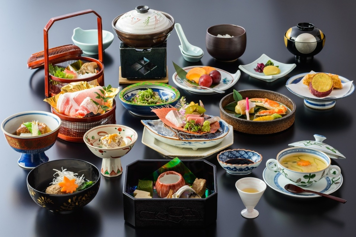 指宿の恵みが詰まった会席料理