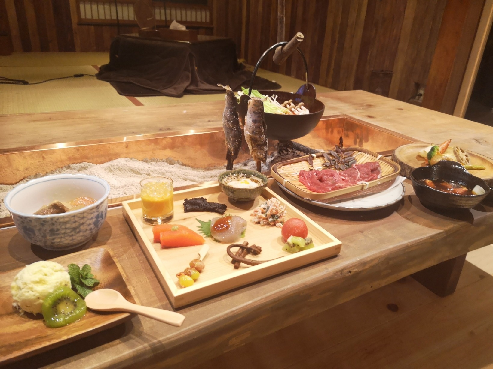 「秘境冒険民宿 山人砦」で味わえる山の恵み