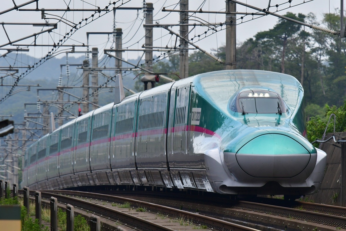 東北新幹線E5系