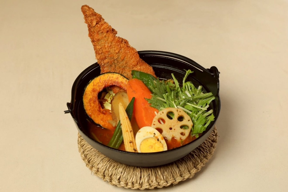 1日20食限定のスープカレー、閻魔カレー2480円