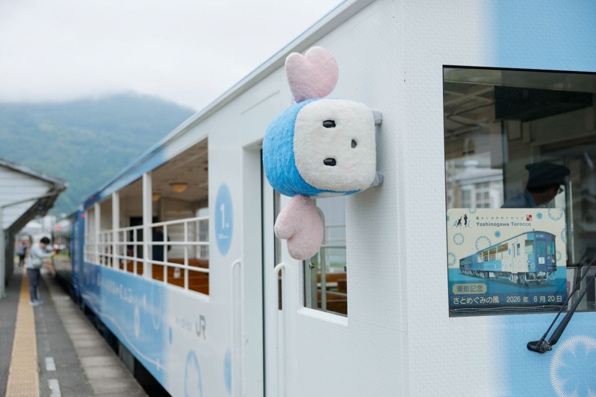 JR四国が大好きな妖精「とくしまれっちゃくん」も乗っているかも!?