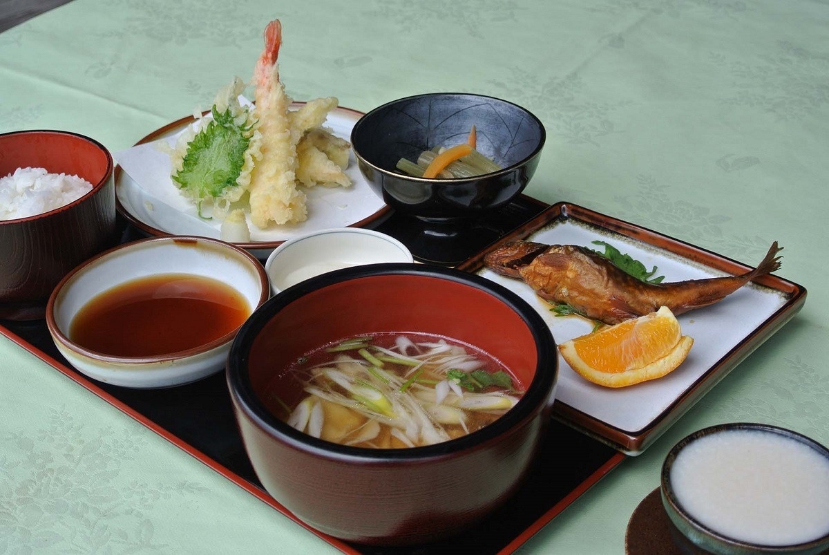 遠野に伝わる郷土料理「ひっつみ」