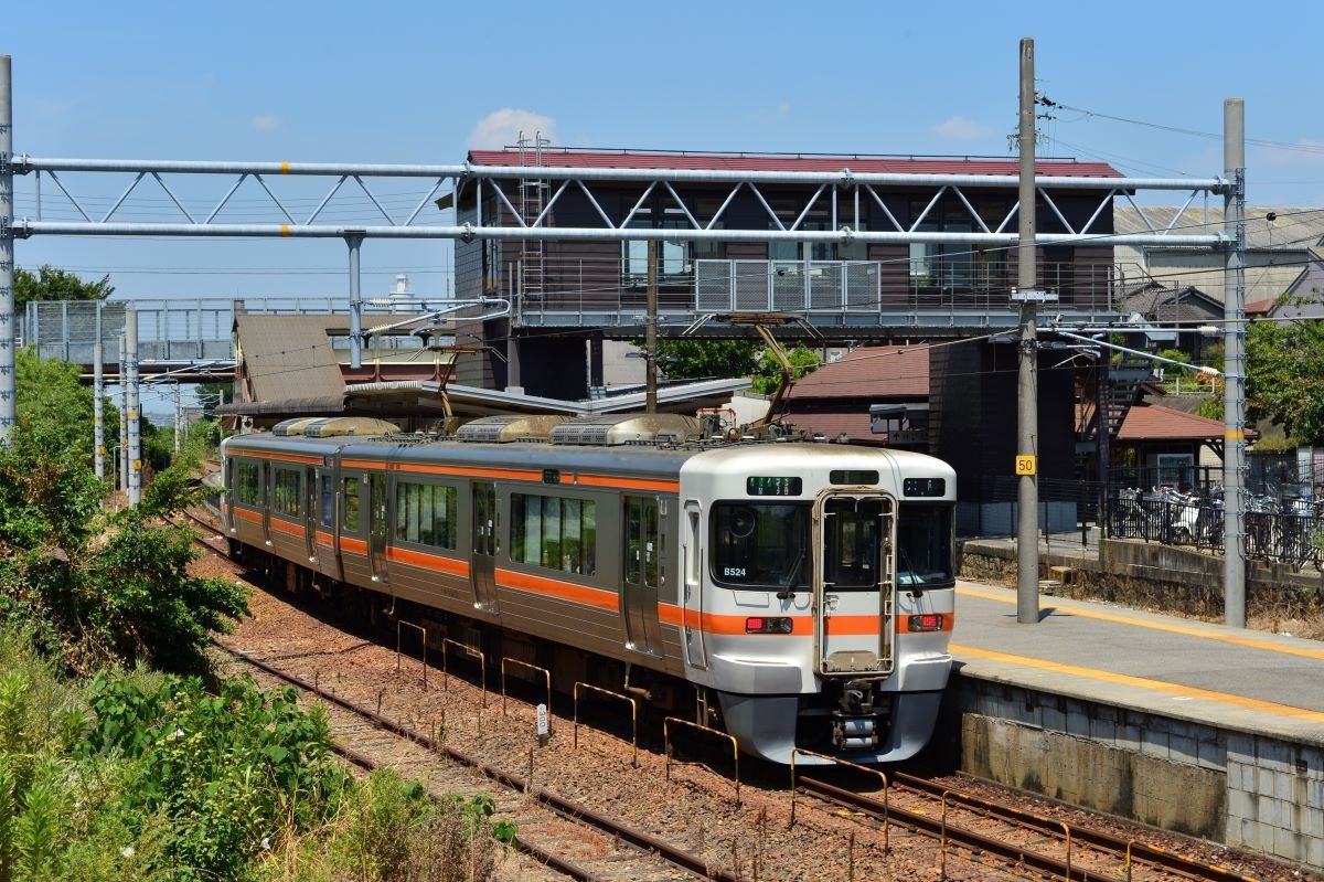 武豊線　撮影場所：亀崎駅