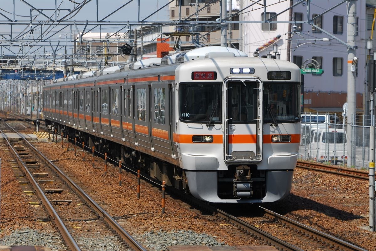 東海道本線　撮影場所：刈谷駅