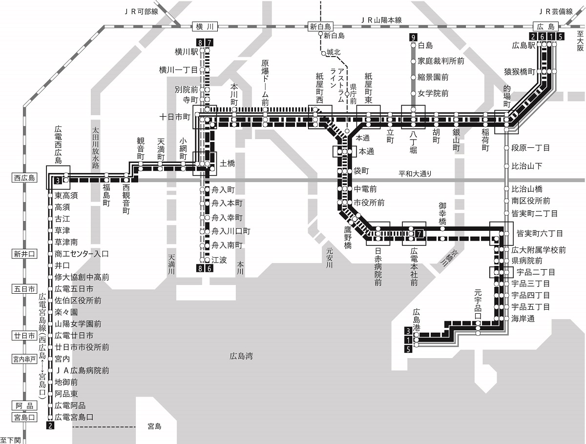 路線図から、電車が多くの川を渡っていることがわかる