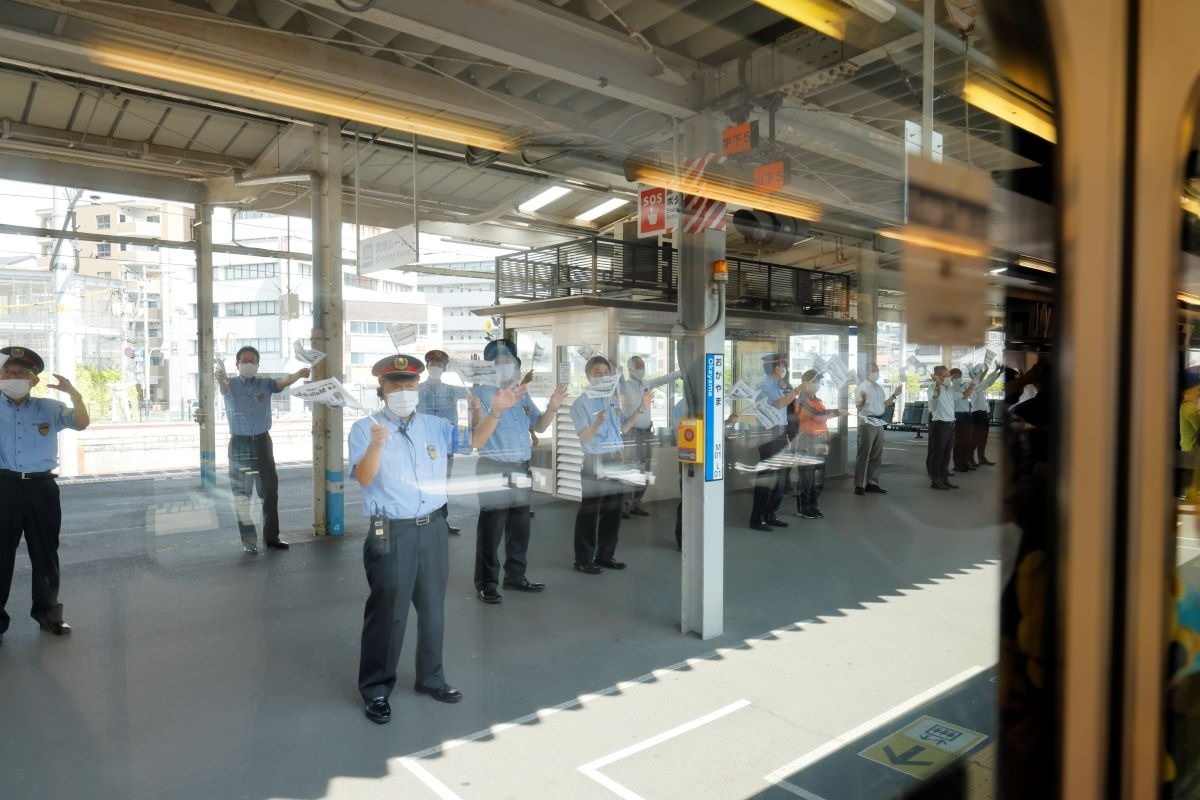 岡山駅　ホーム　ラ・マル 備前長船