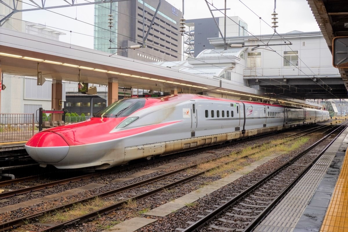 秋田新幹線 こまち のおすすめの座席は 車内はどうなっているの などの疑問を鉄道ジャーナリストが解決します トレたび 鉄道 旅行情報サイト