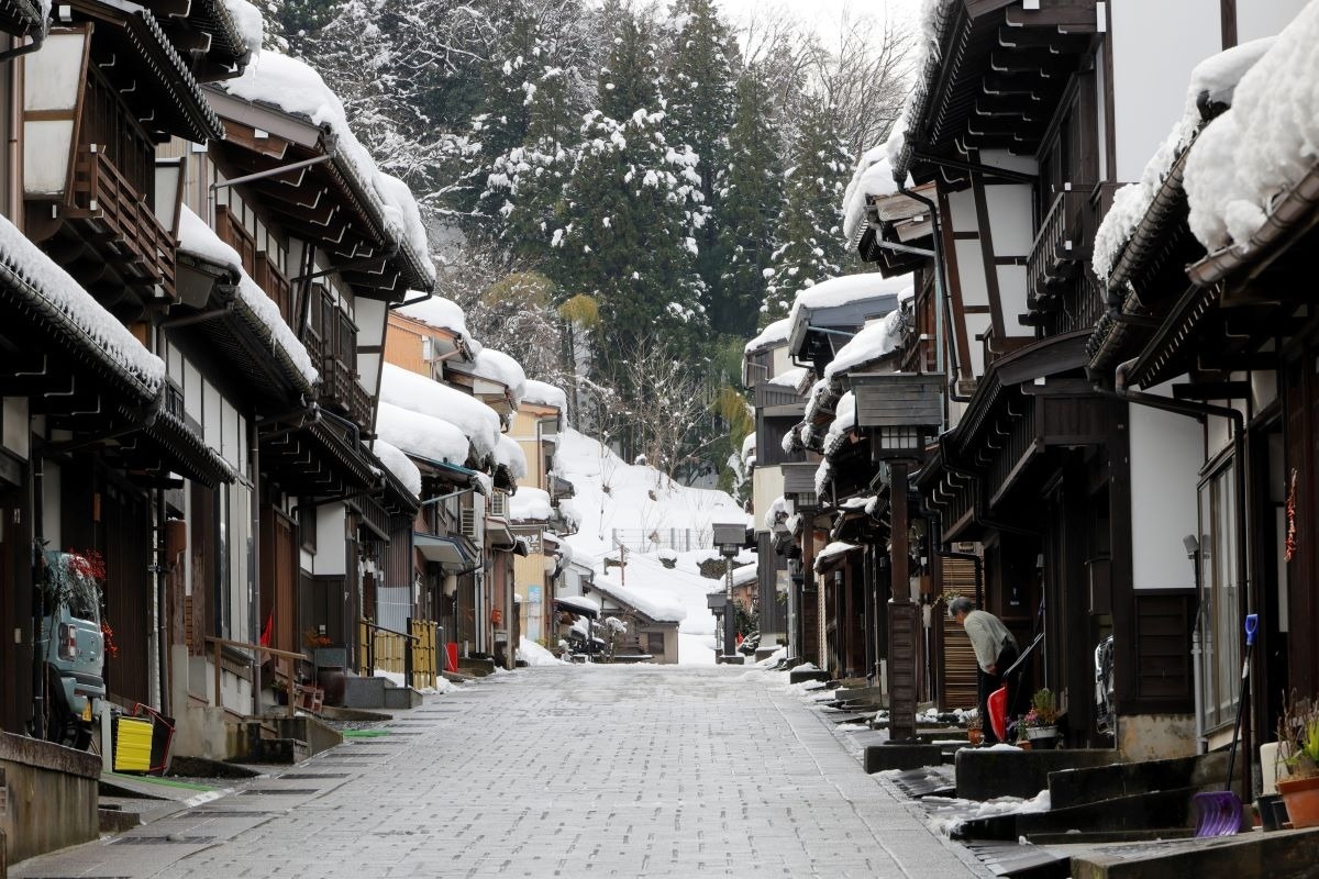 八尾の町並み