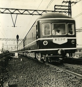 東京〜博多間の寝台特急「あさかぜ」でデビューを飾った全車冷房完備の20系客車