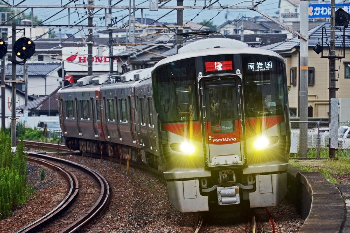 JR東日本 新たな夜行特急列車 27年春に導入 など 【今週の