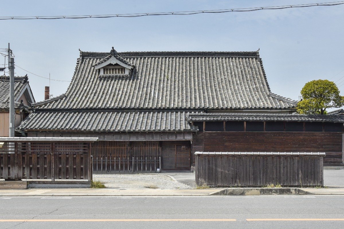 1607（慶長12）年築の栗山家住宅は年代が分かる現存民家として国内最古。内部非公開