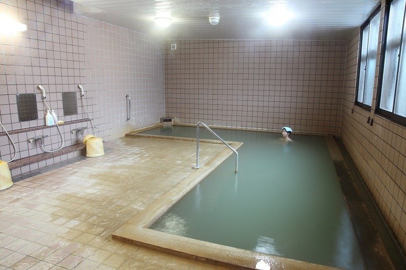 「ニュー温泉閣ホテル」の内湯大浴場