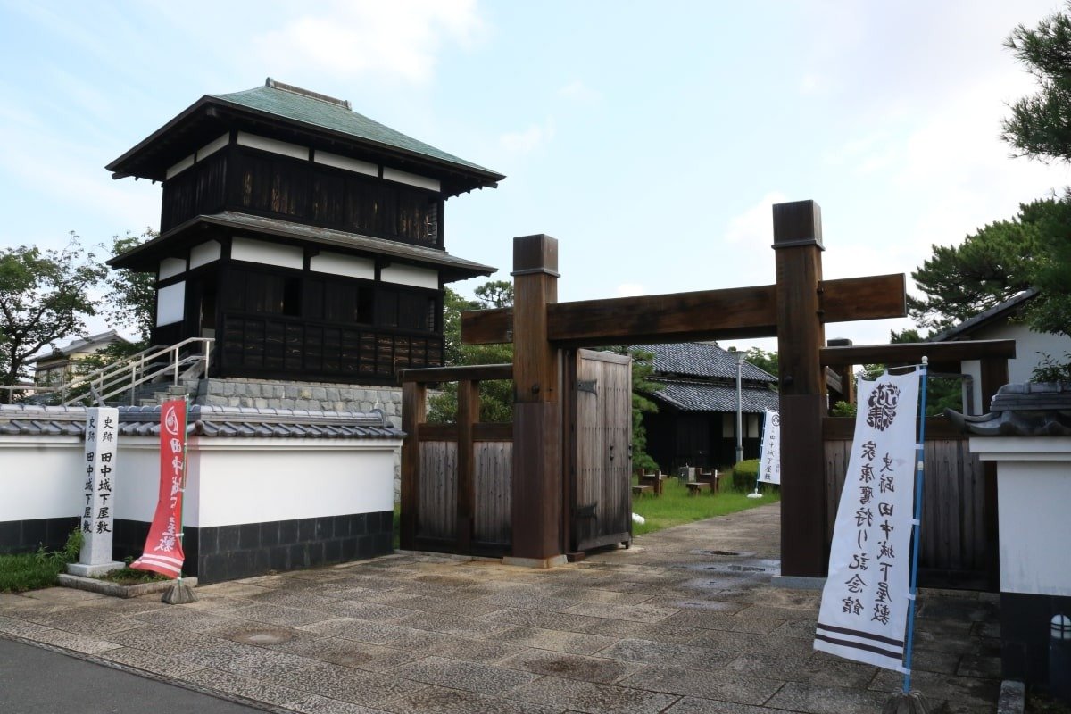 中に入ることができる田中城本丸櫓