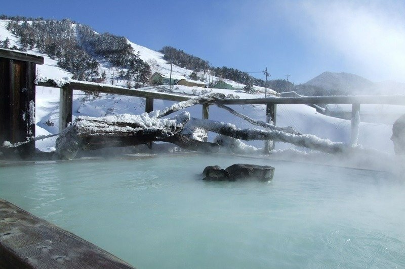 万座温泉「日進舘」の「極楽湯」（群馬県）