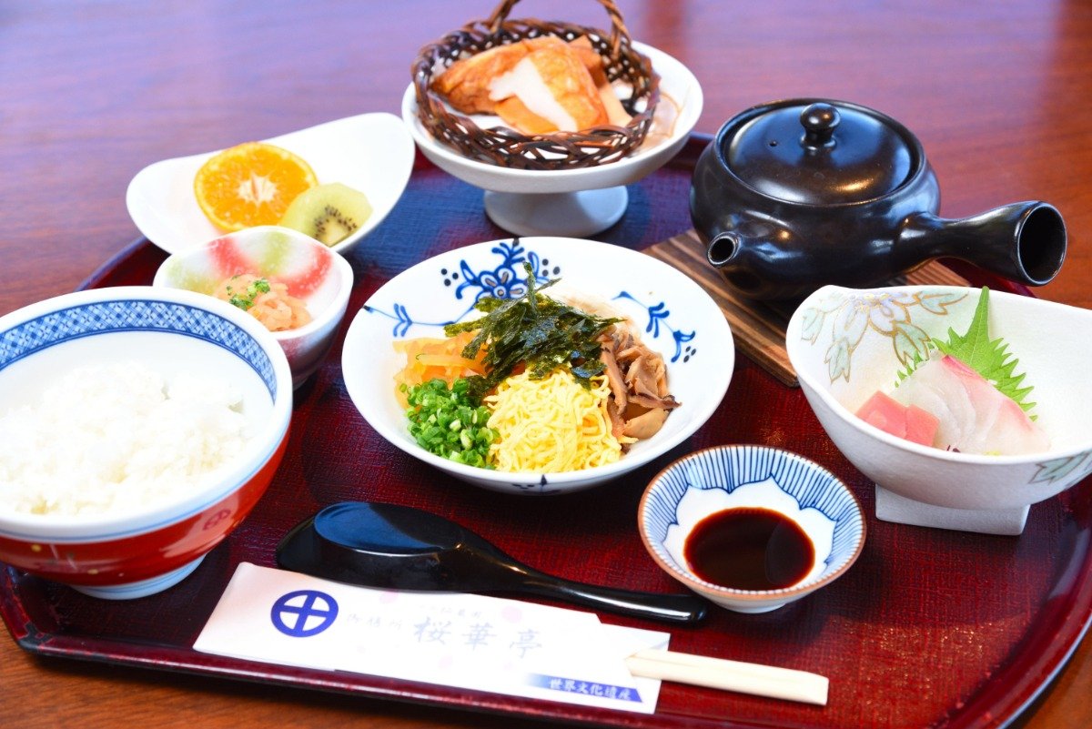 「鶏飯御膳」2200円