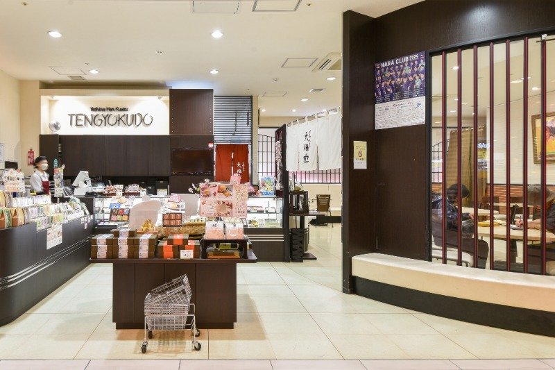 奈良駅高架下の「ビエラ奈良」2階に出店