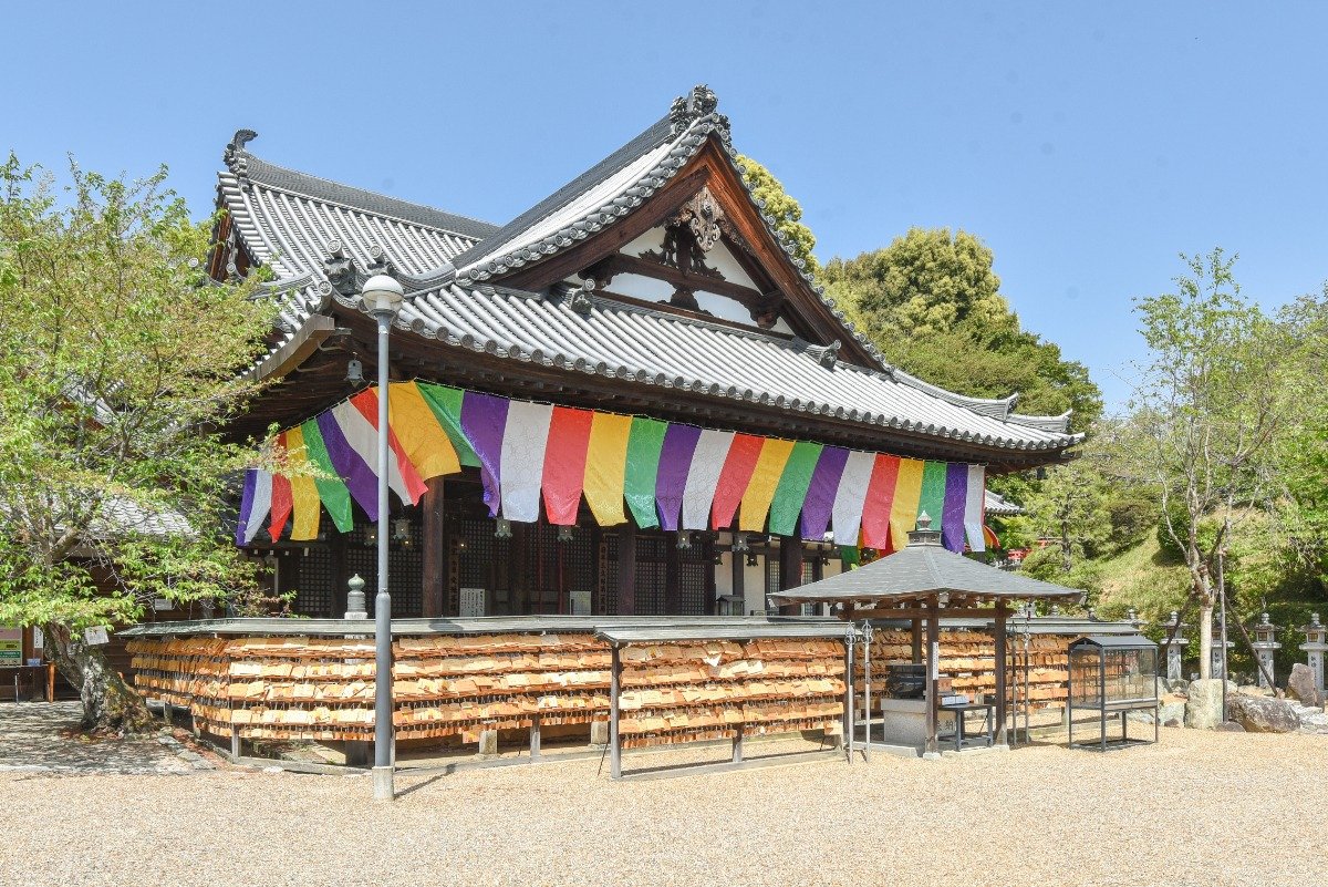 国宝・渡海文殊群像（とかいもんじゅぐんぞう）が納められる本堂