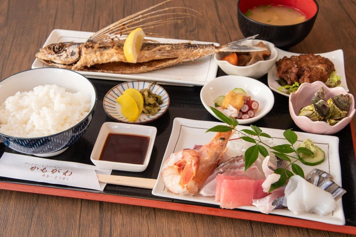 「刺身定食」1800円