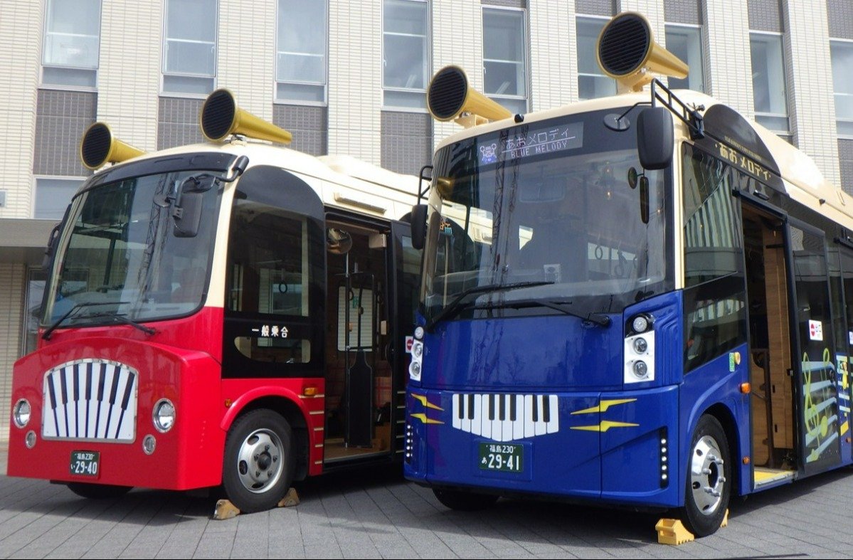 臨時バス「花見山号」のメロディバス
