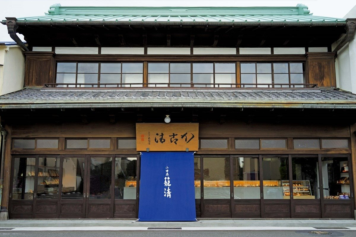 老舗の佇まいを今に伝える「籠淸」