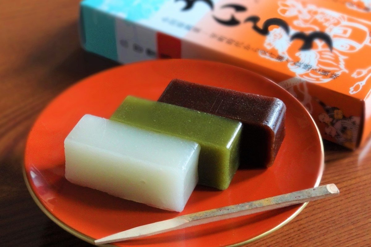 白砂糖・抹茶・小豆・黒砂糖、各1棹864円