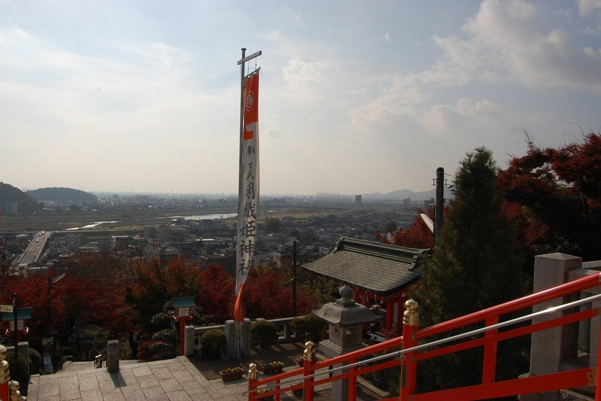 境内から渡良瀬川を望む風景　写真／（公社）栃木県観光物産協会