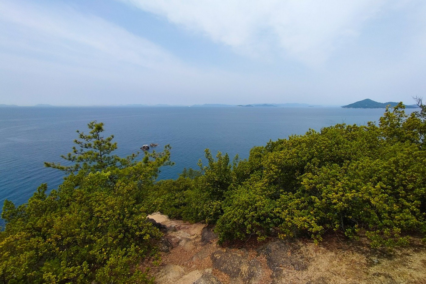 荘内半島の先端からの眺め