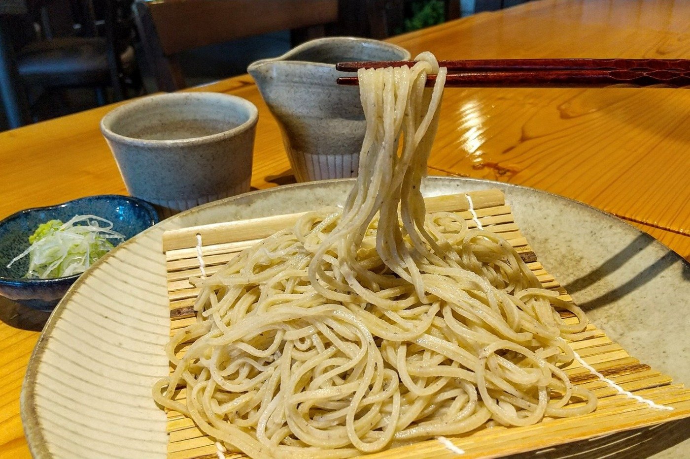 日光名物のそば。同じく名物のゆば料理を提供するそば店もあります