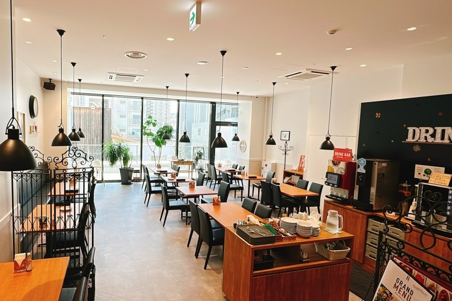 地元デパートの中の、落ち着いた雰囲気の店舗