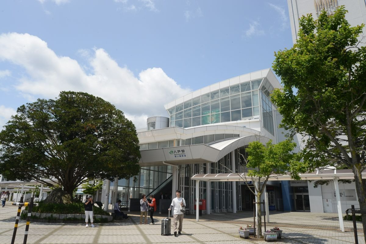 八戸駅東口