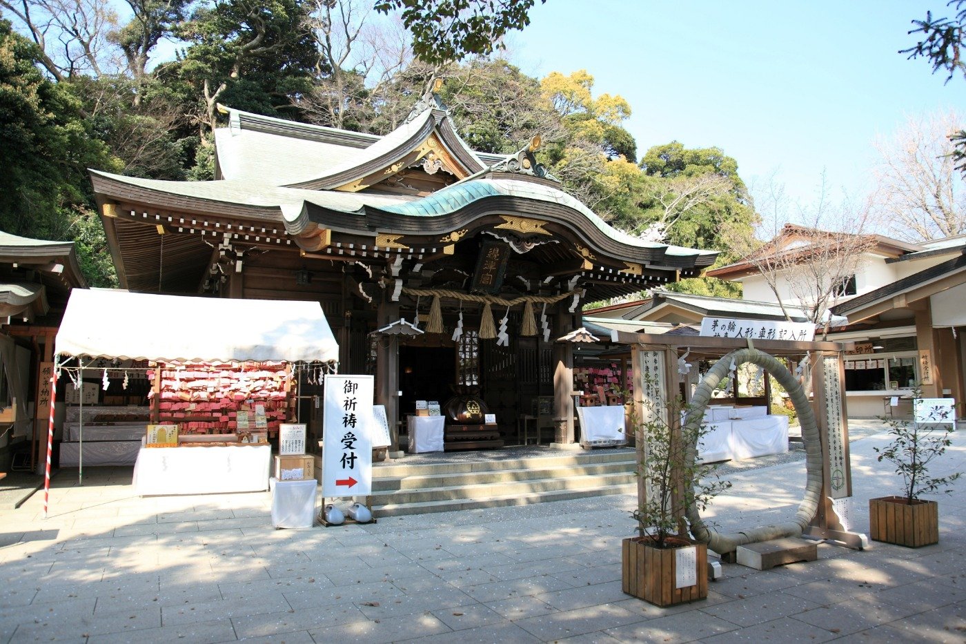 田寸津比賣命（たぎつひめのみこと）を祀る辺津宮
