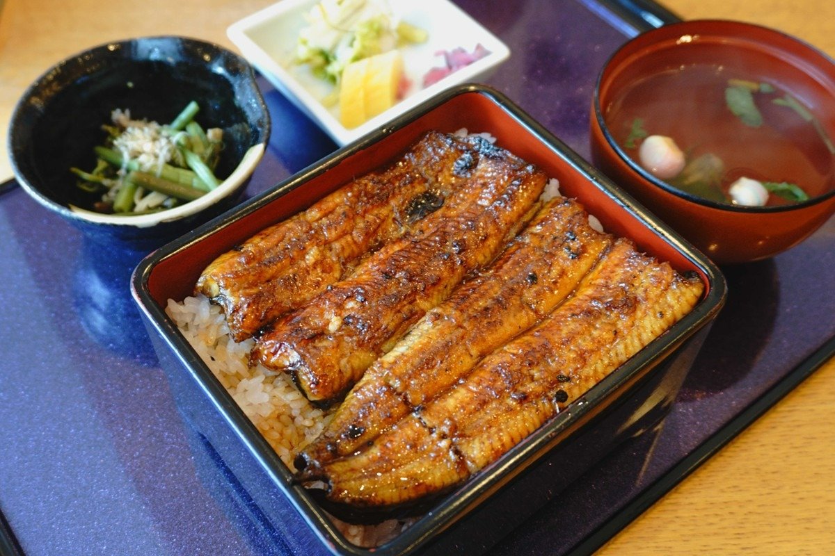 舘山寺グルメといえばウナギは外せません