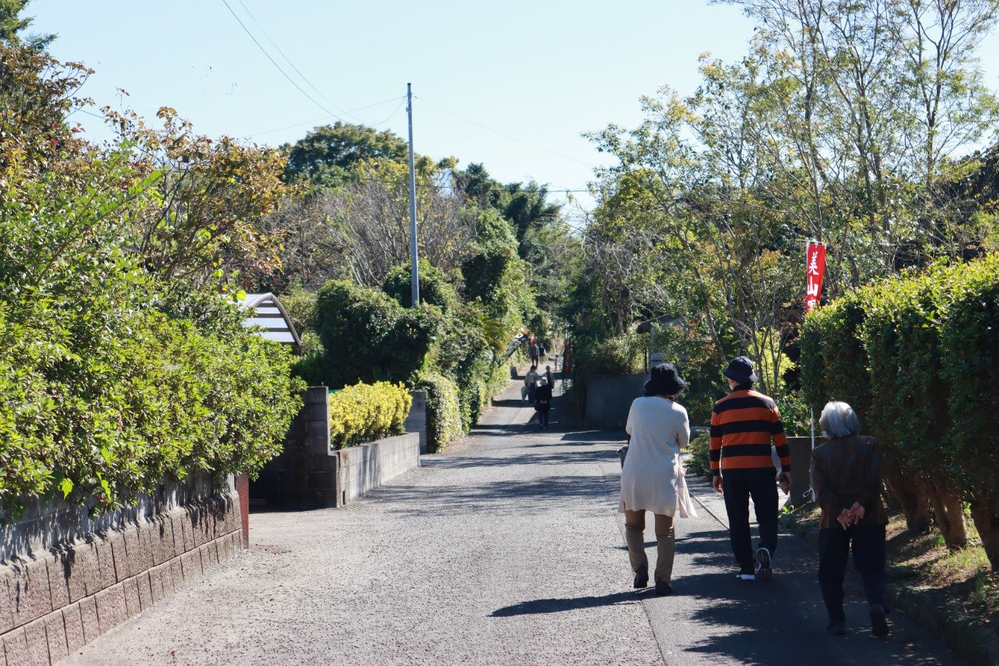 美山の町並みをめぐります