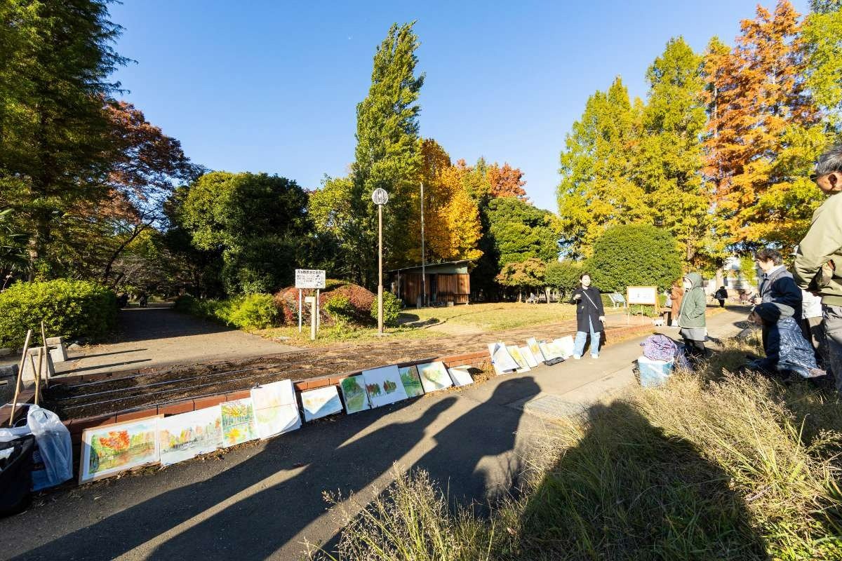 制作終了後、参加者一人ずつ感想を言い、拍手で称え合います