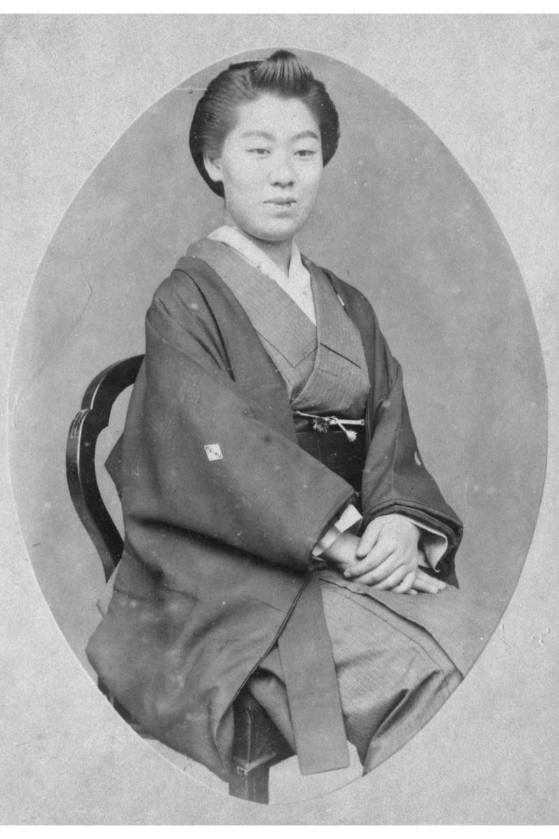 20歳頃のセツの肖像　画像提供／小泉八雲記念館